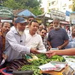 নাসিক ১৭ নং ওয়ার্ডে মাসুদুজ্জামানের পক্ষে গণসংযোগ ও লিফলেট বিতরণ 