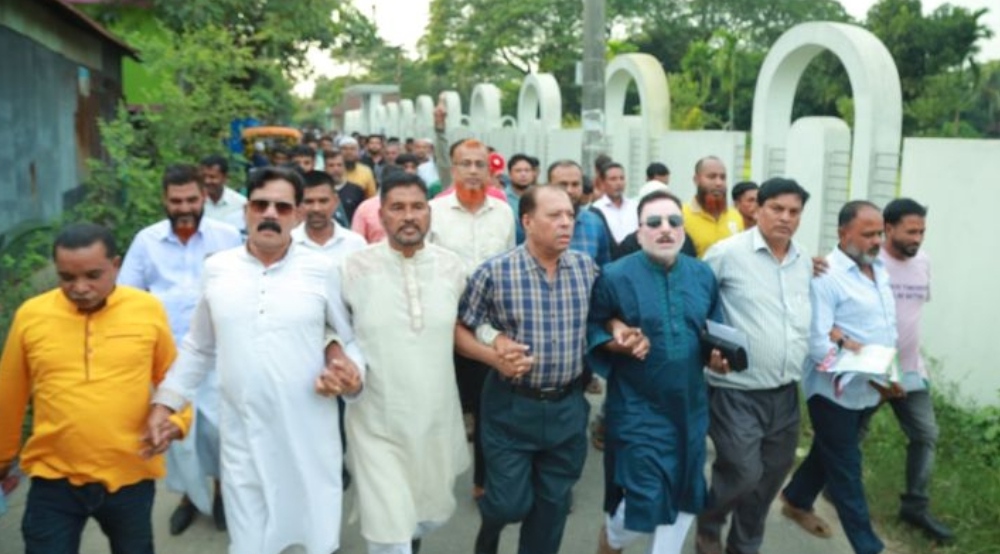 ধামগড়ে মাসুদুজ্জামান মাসুদের পক্ষে গণসংযোগ ও লিফলেট বিতরণ 