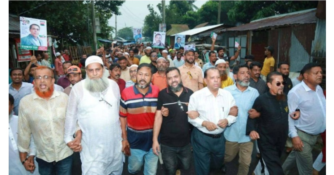 বন্দর মুসাপুরে বিএনপির প্রার্থী মাসুদুজ্জামানের পক্ষে গণসংযোগ ও লিফলেট বিতরণ 