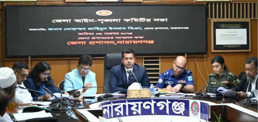 আমাদের সামনে একটি বড় চ্যালেঞ্জ হচ্ছে অস্ত্র উদ্ধার ও জাল টাকার বিরুদ্ধে ব্যবস্থা: ডিসি