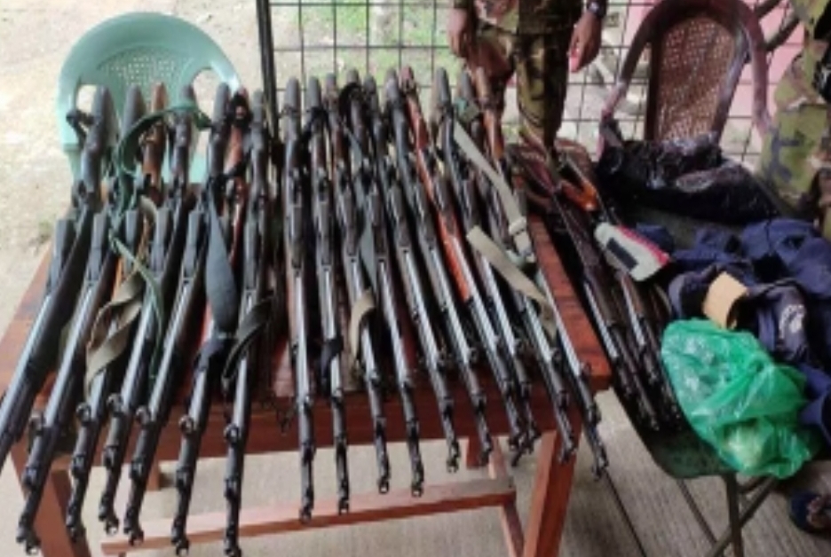 লুট হওয়া অস্ত্র উদ্ধারে জেলা পুলিশের সর্বোচ্চ ৫ লক্ষ টাকা পুরস্কার ঘোষণা