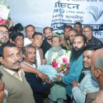 সাংসদ আবুল কালাম'কে ফুলেল শুভেচ্ছা জানালেন বাংলাদেশ সনাতন পার্টির নেতৃবৃন্দ 