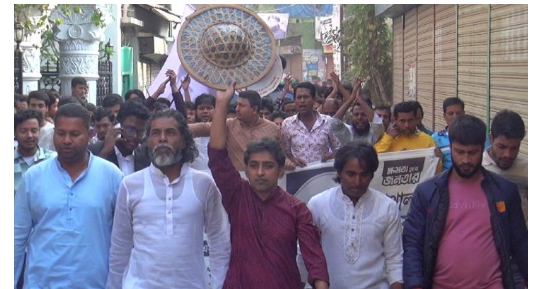 বন্দর থানার ওসি একটি বিশেষ প্রার্থীর পক্ষে সক্রিয় ভূমিকা পালন করছেন: তারিকুল