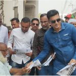 সিদ্ধিরগঞ্জে নাসিক ৮ নং ওয়ার্ডে ধানের শীষের গণসংযোগ ও লিফলেট বিতরণ