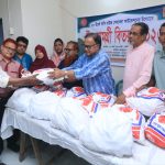 ৫০ ঊর্ধ্বে কফি হাউজ শেষবলা ফাউন্ডেশন এর উদ্যোগে ঈদ উপহার বিতরণ