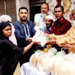 মায়ের আঁচল সাহিত্য সামাজিক মৈত্রী পরিষদ কর্তৃক শতাধিক গরিব অসহায় মানুষের মাঝে ঈদ সামগ্রী বিতরণ