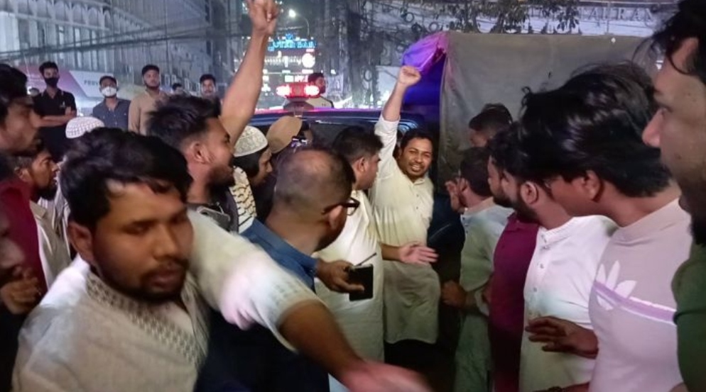 হাতেমকে ‘ফ্যাসিস্টের দোসর’ বলায় অবরুদ্ধের দুই ঘণ্টা পর এমপি আল-আমিনকে উদ্ধার 