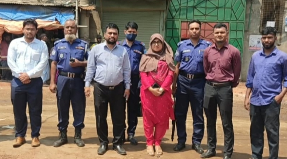 ফতুল্লায় দুʼটি শিল্প অবৈধ গ্যাস সংযোগ বিচ্ছিন্ন ও জরিমানা 