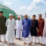 জেলা কালেক্টরেট মসজিদের ছাদের ঢালাই কাজ পরিদর্শনে ডিসি মোঃ রায়হান কবির