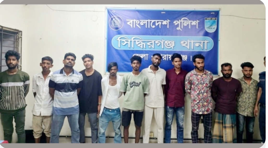 আদমজী বিহারী ক্যাম্পে যৌথ বাহিনীর অভিযানে ১২ জন আটক
