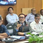 আমরা চাই শ্রমিক ও মালিকপক্ষ নিজেরাই সমস্যার সমাধান করুক: এড.সাখাওয়াত