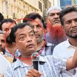 জুয়ার বোর্ড ছেড়ে মাঠে নেমে হকারদের নিয়ে নেতৃত্ব দিচ্ছেন জুয়াড়ি শাহজাহান