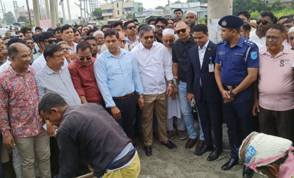 পরিচ্ছন্ন ও বাসযোগ্য বাংলাদেশ গড়তে সরকার বদ্ধপরিকর: প্রতিমন্ত্রী মীর শাহে আলম