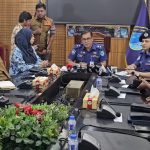 নারায়ণগঞ্জে পৃথক দুই ডাকাতির ঘটনায় ৫ ডাকাত গ্রেফতার, সাড়ে ৮ ভরি স্বর্ণ ও শটগান উদ্ধার