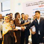 ৯ দিনের মধ্যে ১০ শ্রমিকের ক্ষতিপূরণ নিশ্চিত করলেন চট্টগ্রাম ডিসি